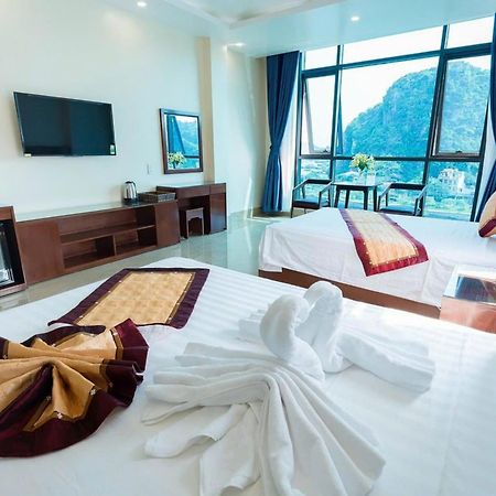 Aroma Cat Ba Sea View Hotel Chan Chau 외부 사진