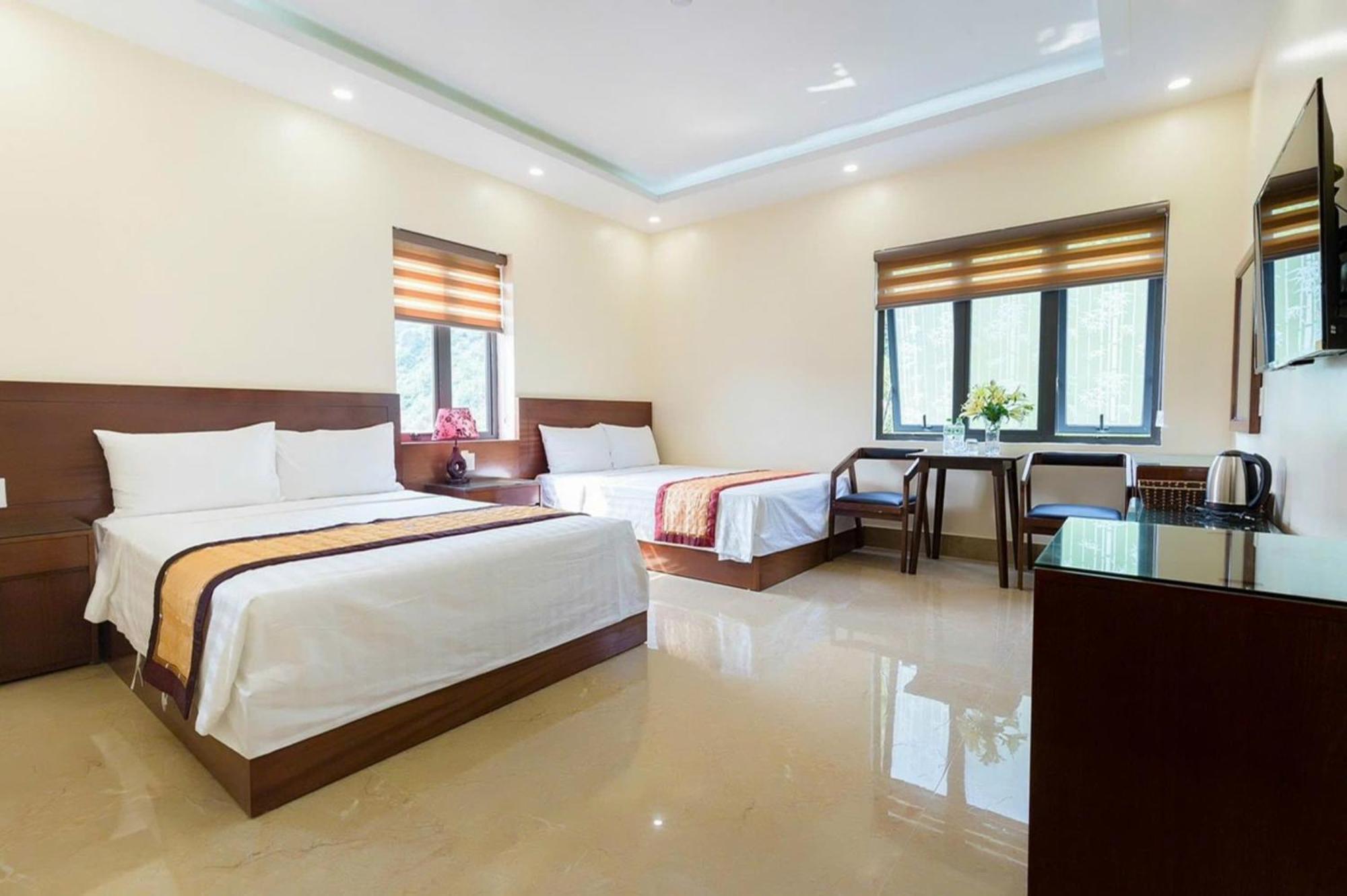 Aroma Cat Ba Sea View Hotel Chan Chau 객실 사진